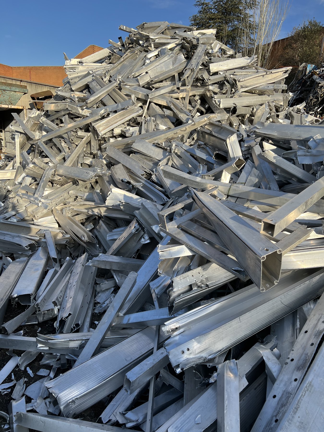 Aluminium